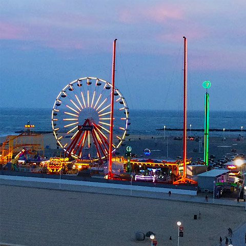 Condo Directly on Boardwalk – Sleeps 8