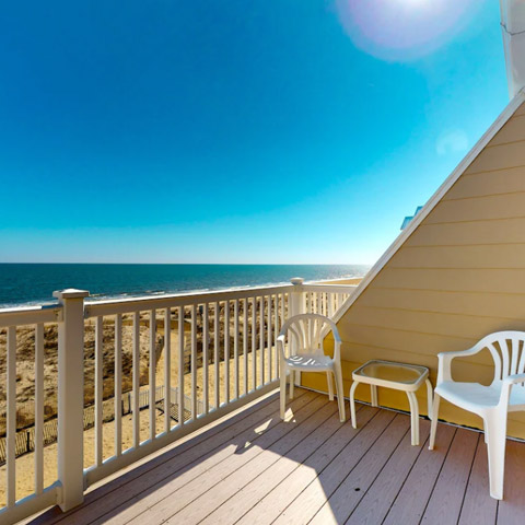 Oceanview Townhome with large deck – Sleeps 12